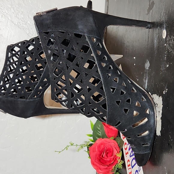 INC Rammee Leather Upper Cut out Open Toe Back Zip Heel 11M - Picture 3 of 13